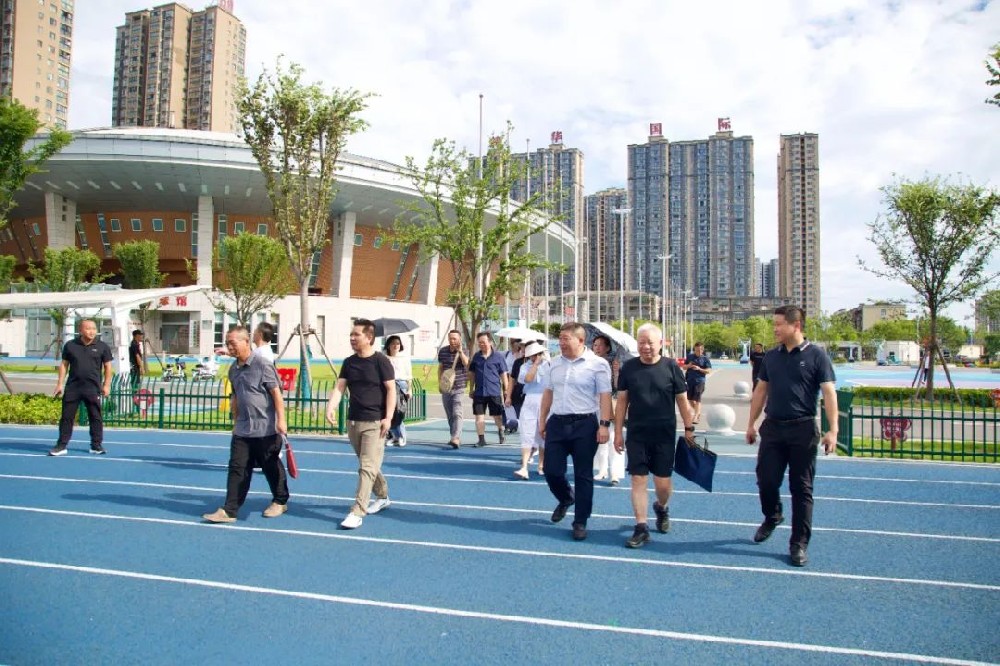 市作协走进fun88集团“精致之城”重点项目采风