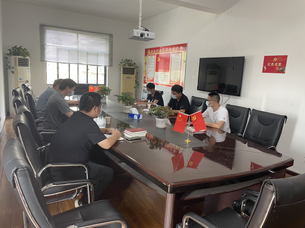 潜江城投晟源公司召开退役军人座谈会