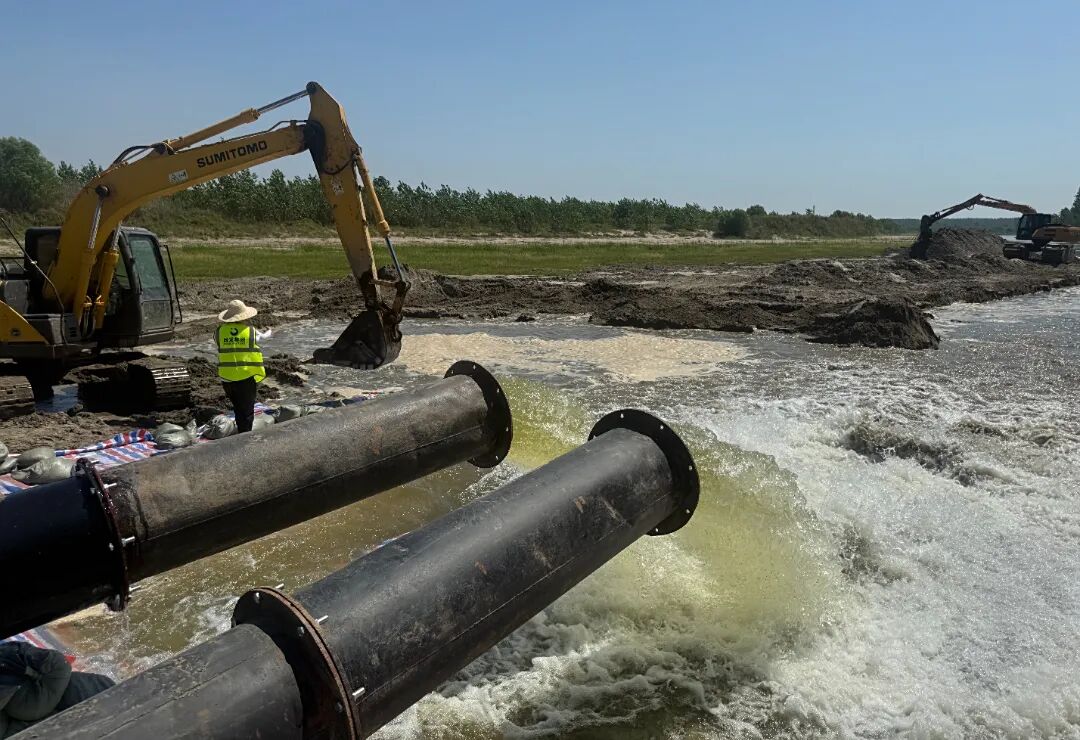 筑坝调水  (2).jpg